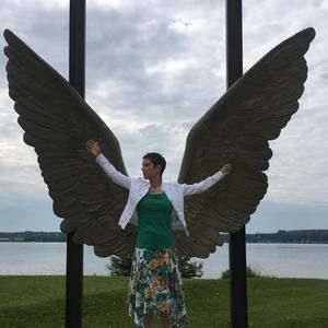 Meet your Posher, Louise